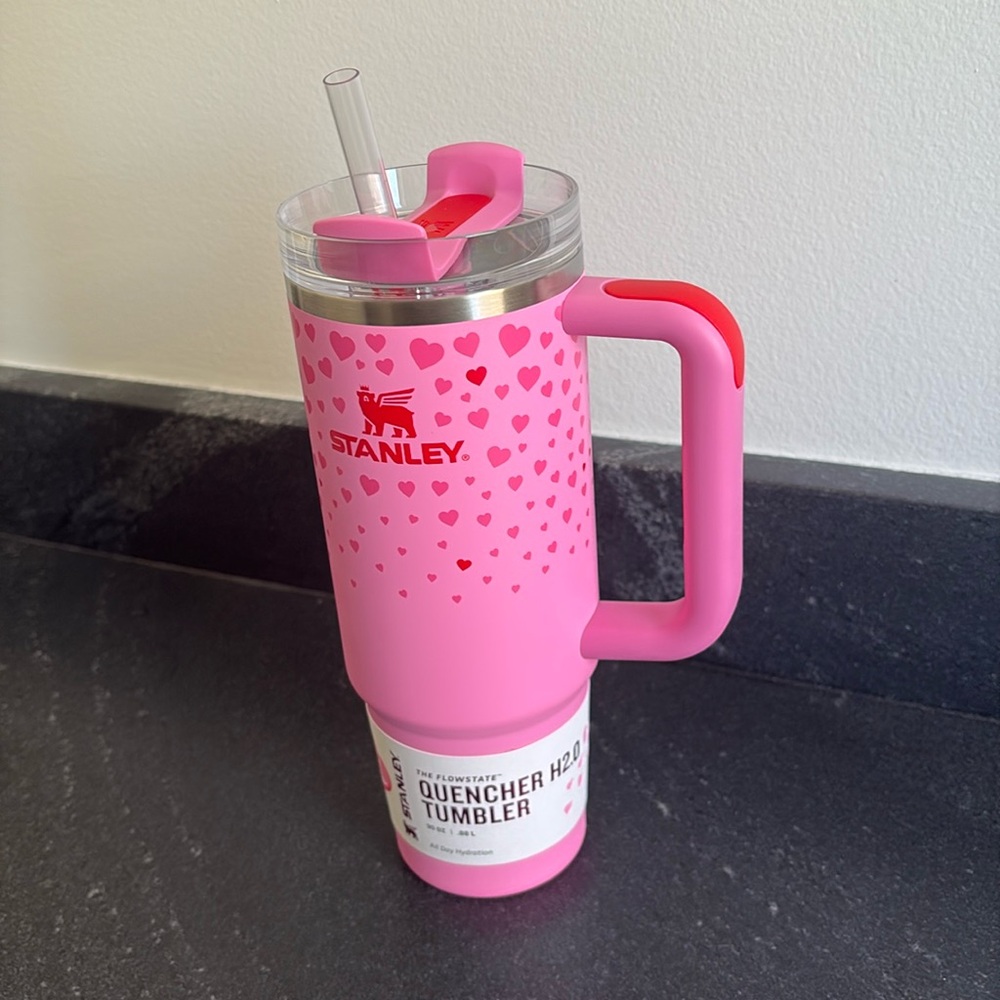 Stanley pink 30 oz Valentine’s Tumbler - Target exclusive NWT